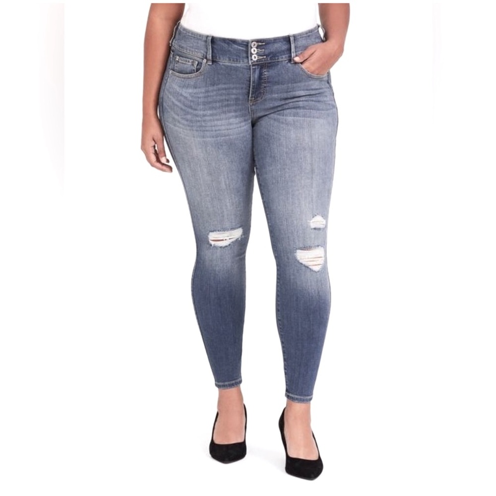 Torrid Premium Stretch Distressed Sky High Skinny Jeans | NWT | Sz 16S